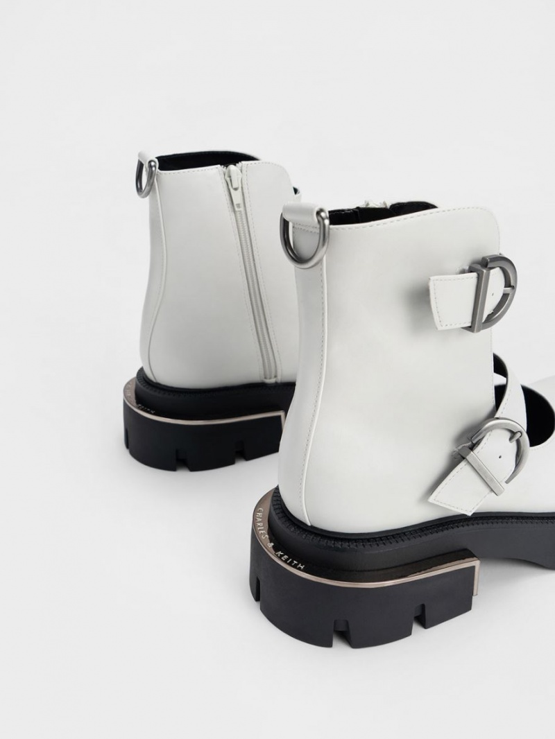 Χονδρές Μπότες Charles And Keith Selma Buckled ασπρα | 26947-ISPA