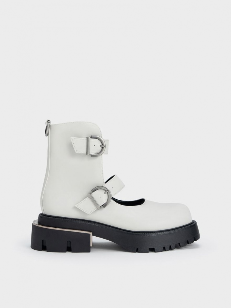 Χονδρές Μπότες Charles And Keith Selma Buckled ασπρα | 26947-ISPA