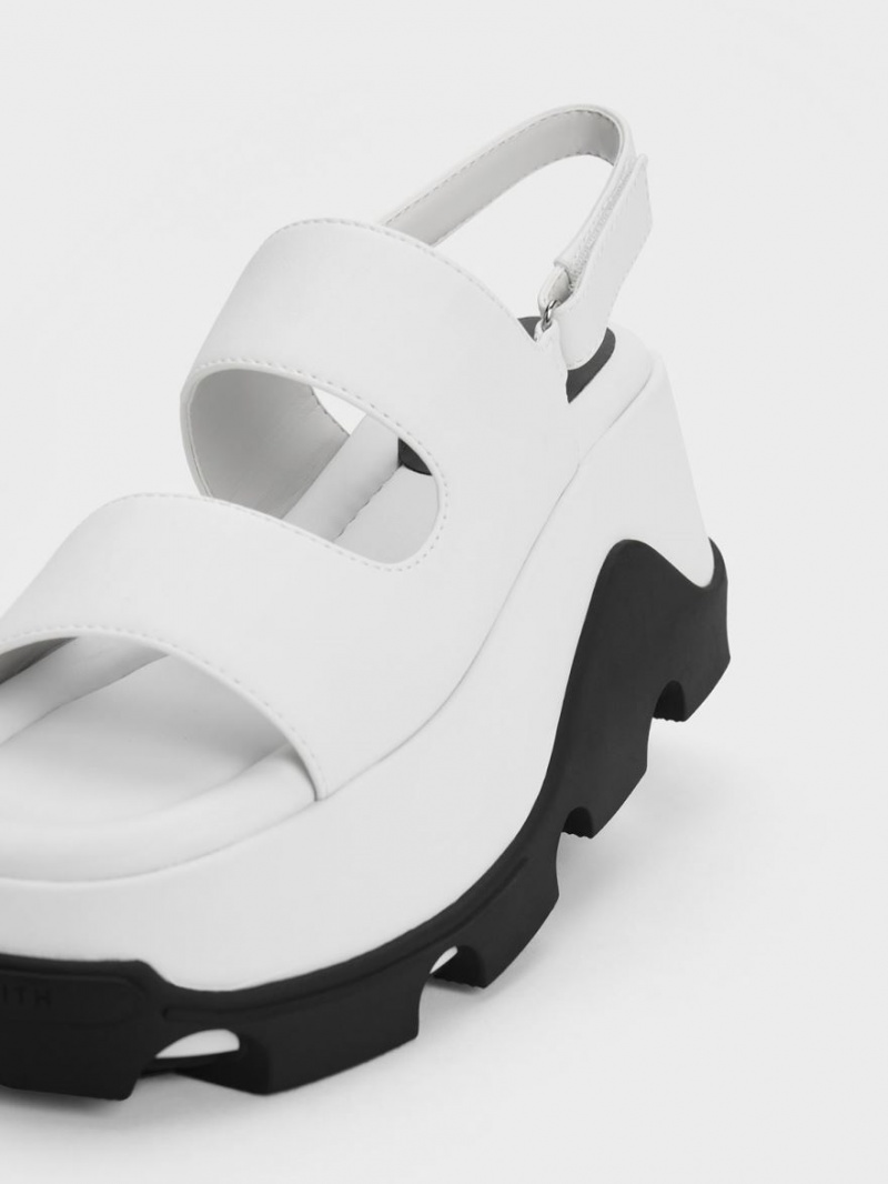 Πεδιλα Πλατφορμεσ Charles And Keith Two-Tone Asymmetric ασπρα | 23541-ZNWK
