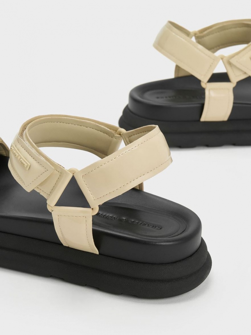Πεδιλα Πλατφορμεσ Charles And Keith λουστρινι strappy Sports κίτρινα | 43198-LTKS