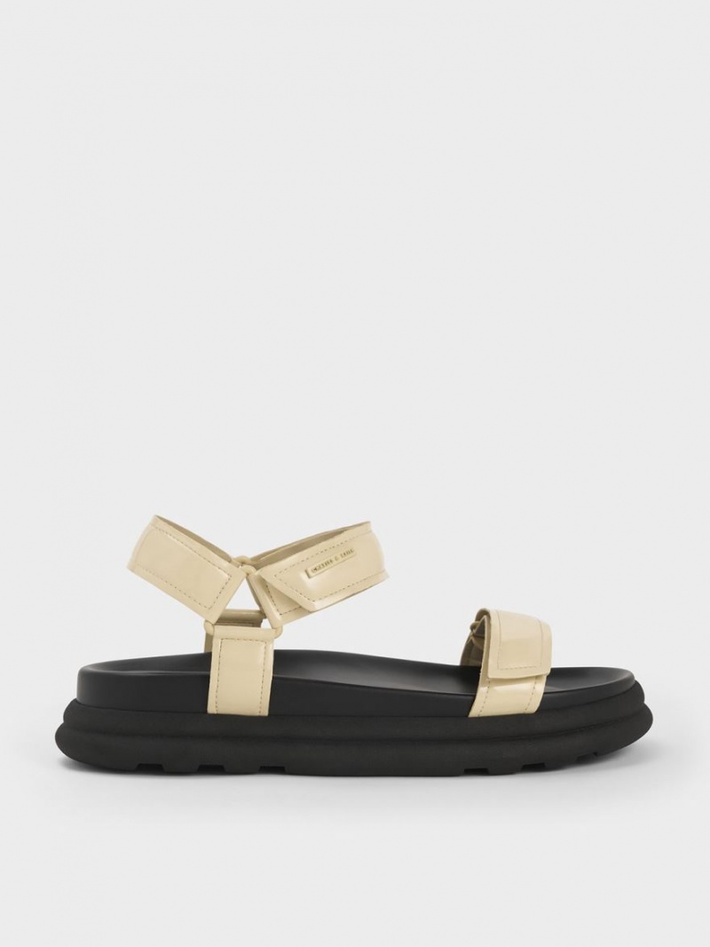 Πεδιλα Πλατφορμεσ Charles And Keith λουστρινι strappy Sports κίτρινα | 43198-LTKS