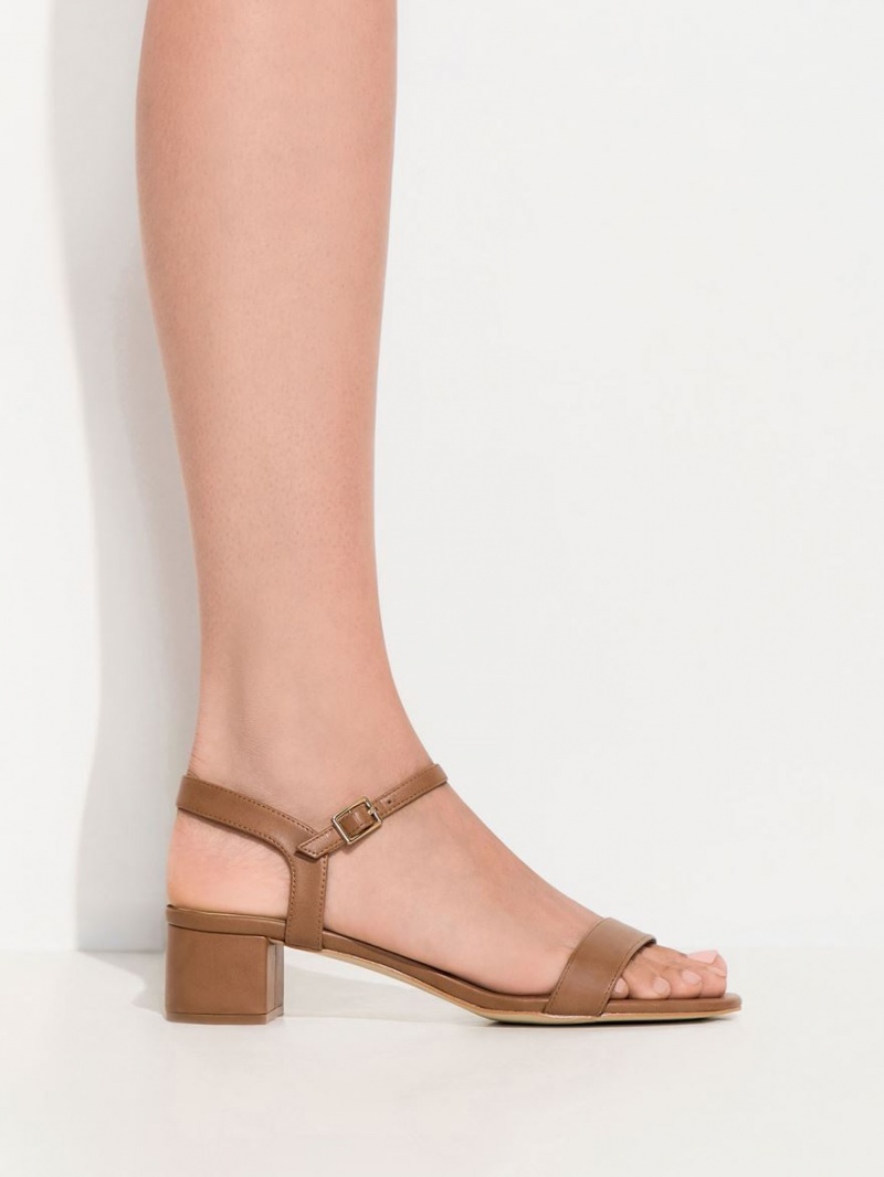 σανδαλια με τακουνι Charles And Keith Basic Open-toe καφε | 12357-WOVF