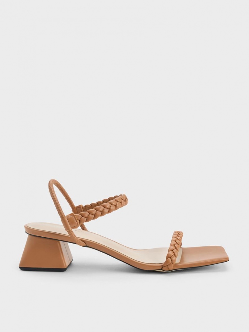 Σανδάλια Με Λουριά Charles And Keith Braided Back καφε | 20519-MQCP