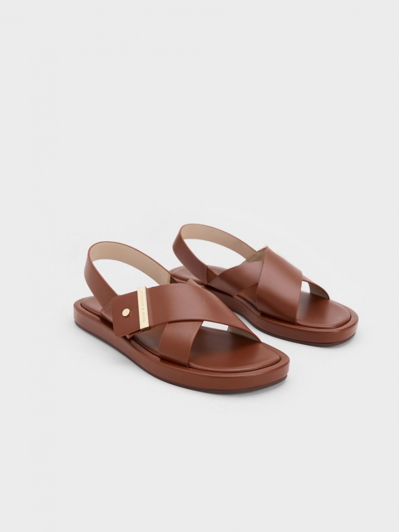 Σανδάλια Με Λουριά Charles And Keith Crossover Back καφε | 92378-LEVD