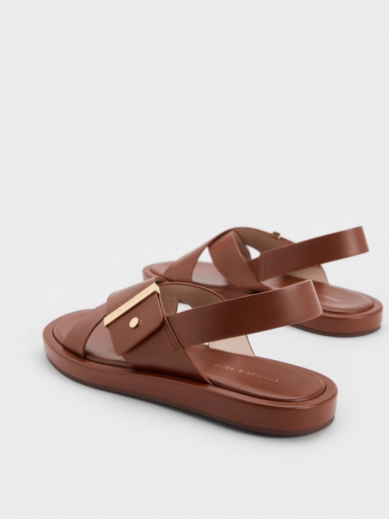 Σανδάλια Με Λουριά Charles And Keith Crossover Back καφε | 92378-LEVD