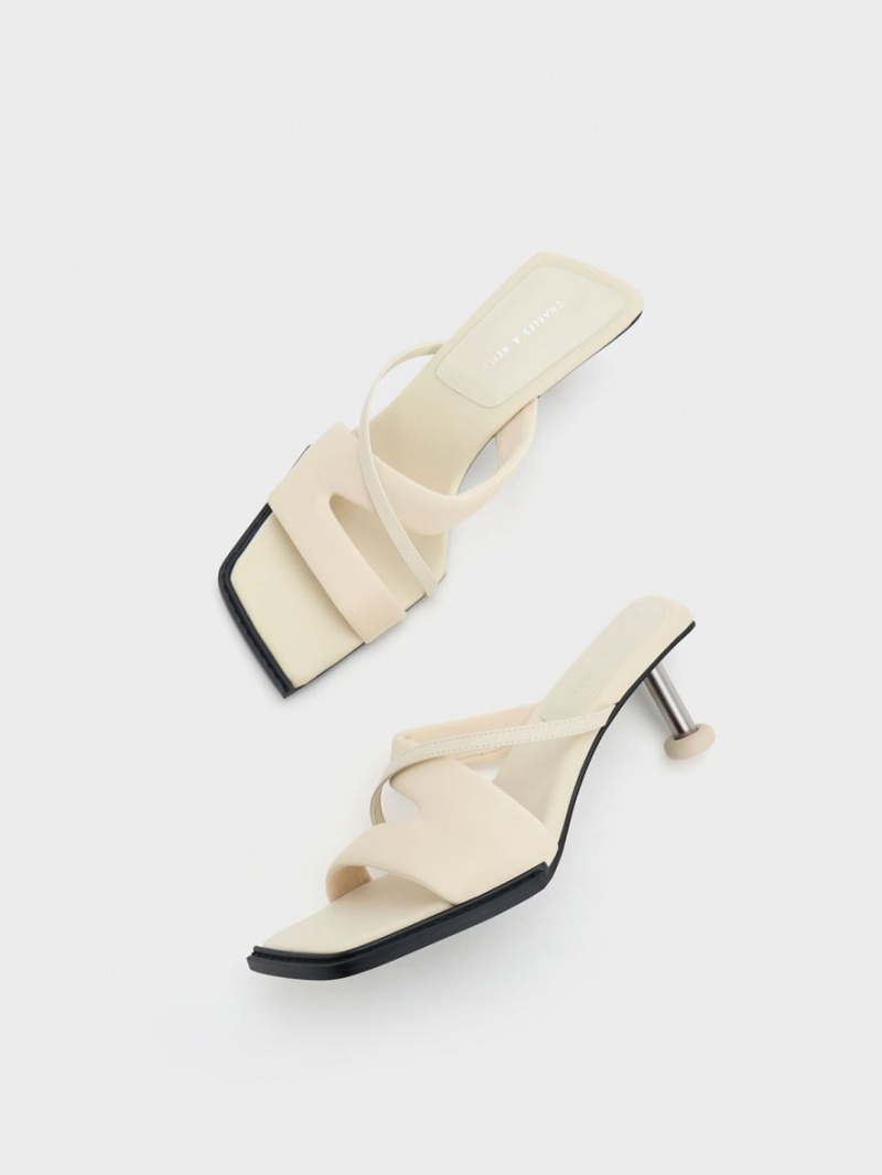 σανδαλια με τακουνι Charles And Keith Crossover Sculptural κρέμα | 21798-HCID