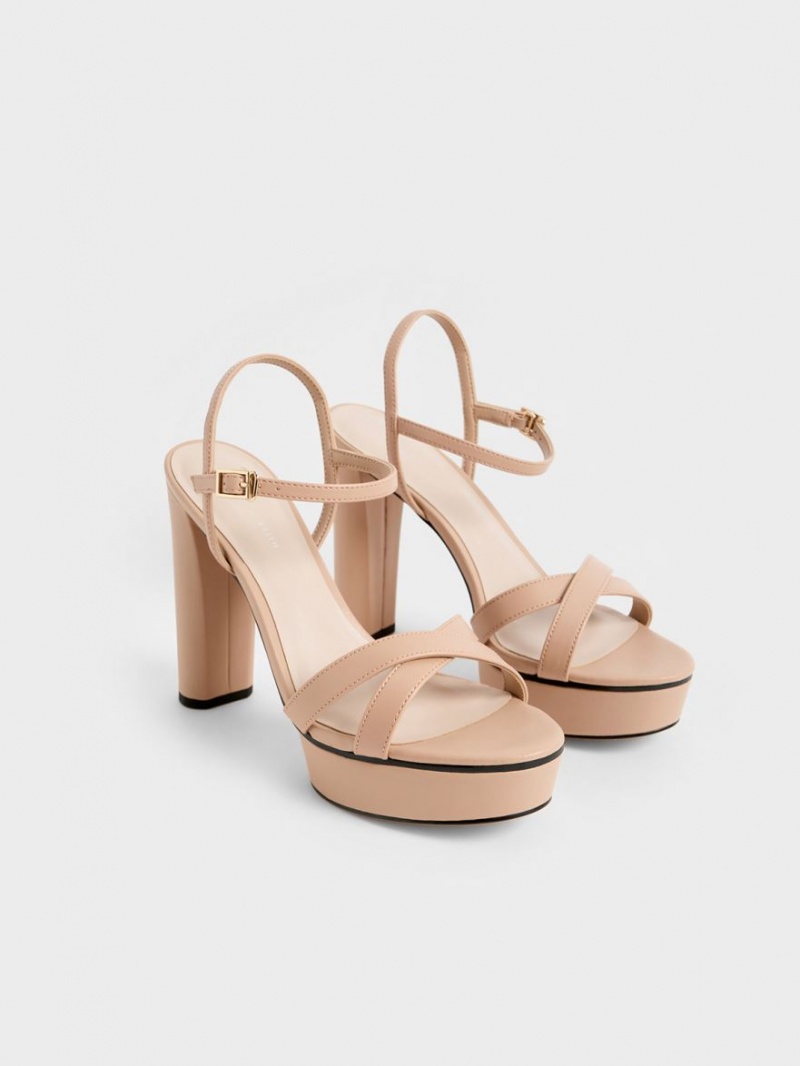 σανδαλια με τακουνι Charles And Keith Crossover flatforms Μπεζ | 15962-LVDC