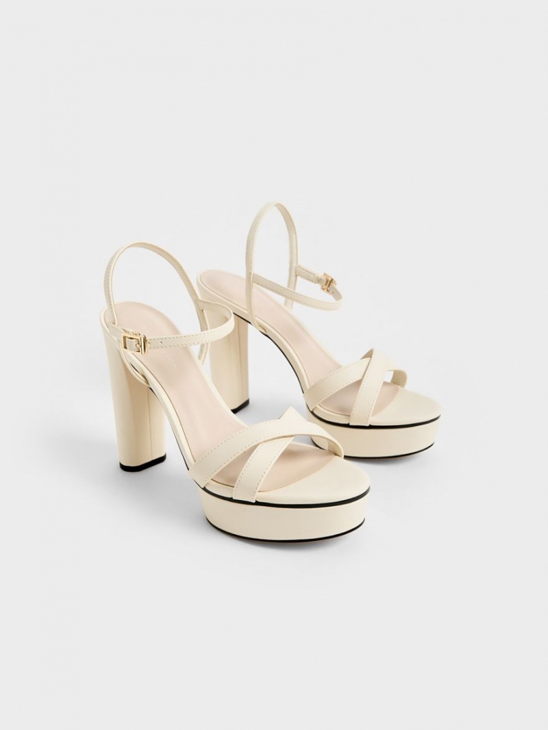 σανδαλια με τακουνι Charles And Keith Crossover flatforms κρέμα | 18547-HDGB