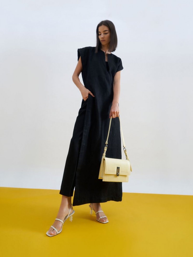 Σανδάλια Με Λουριά Charles And Keith Geometric Heel ασπρα | 79231-BSLH