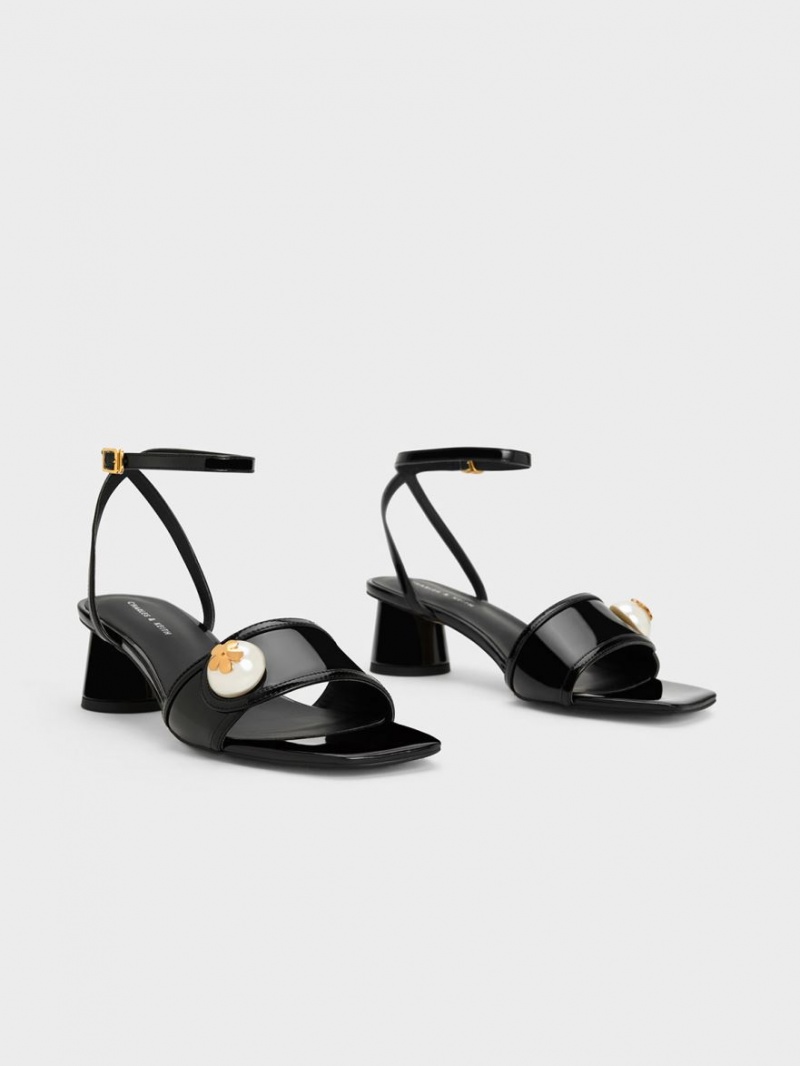 σανδαλια με τακουνι Charles And Keith Pearl-Embellished λουστρινι μαυρα | 07249-NCXV