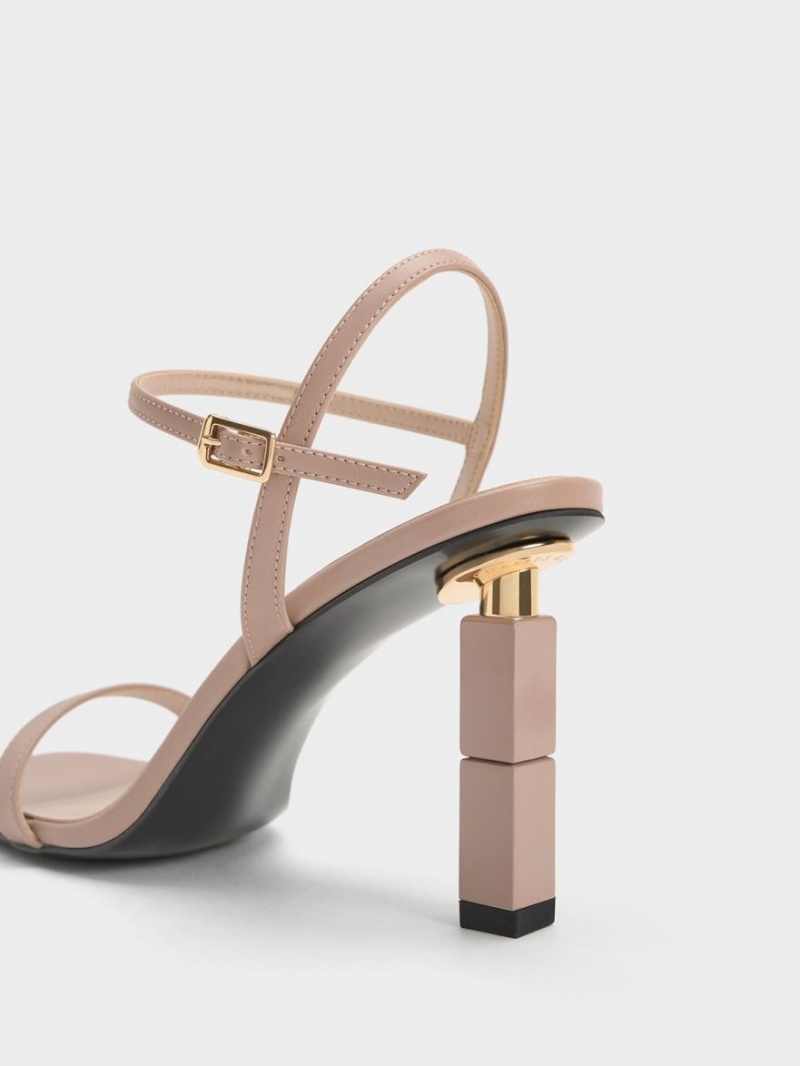 σανδαλια με τακουνι Charles And Keith Sculptural Μπεζ | 97286-JHIR
