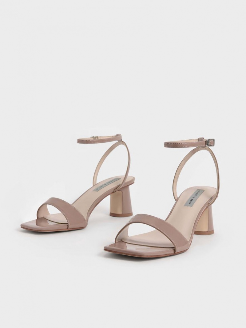 σανδαλια με τακουνι Charles And Keith λουστρινι Ankle-λουρακια Cylindrical Μπεζ | 21064-OUSL
