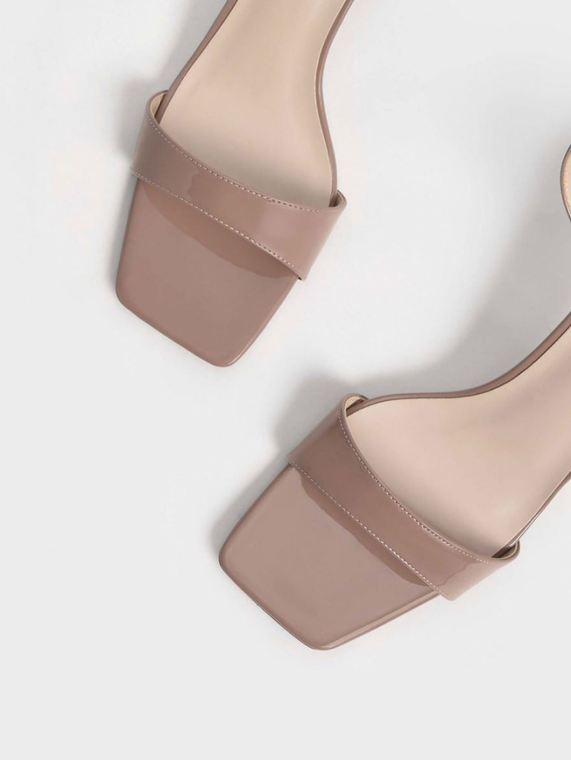 σανδαλια με τακουνι Charles And Keith λουστρινι Ankle-λουρακια Cylindrical Μπεζ | 21064-OUSL