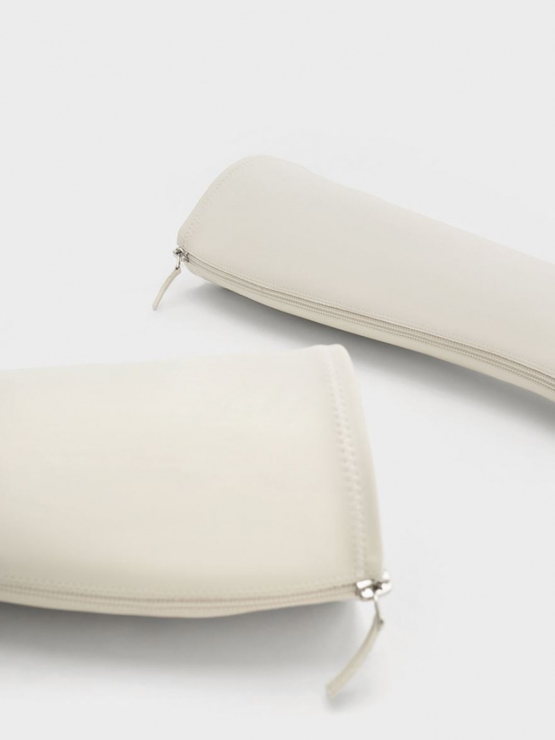 μποτεσ μεχρι το γονατο Charles And Keith Kitten Heel Στρινγκ ασπρα | 71982-WTUZ