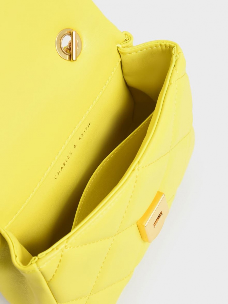 τσάντα clutch Charles And Keith Braided Chain-Handle Καπιτονέ Evening κίτρινα | 72839-JOBI