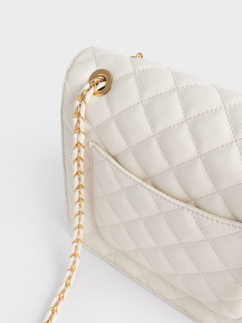 τσάντα clutch Charles And Keith Καπιτονέ Chain λουρακια κρέμα | 63541-FMZL
