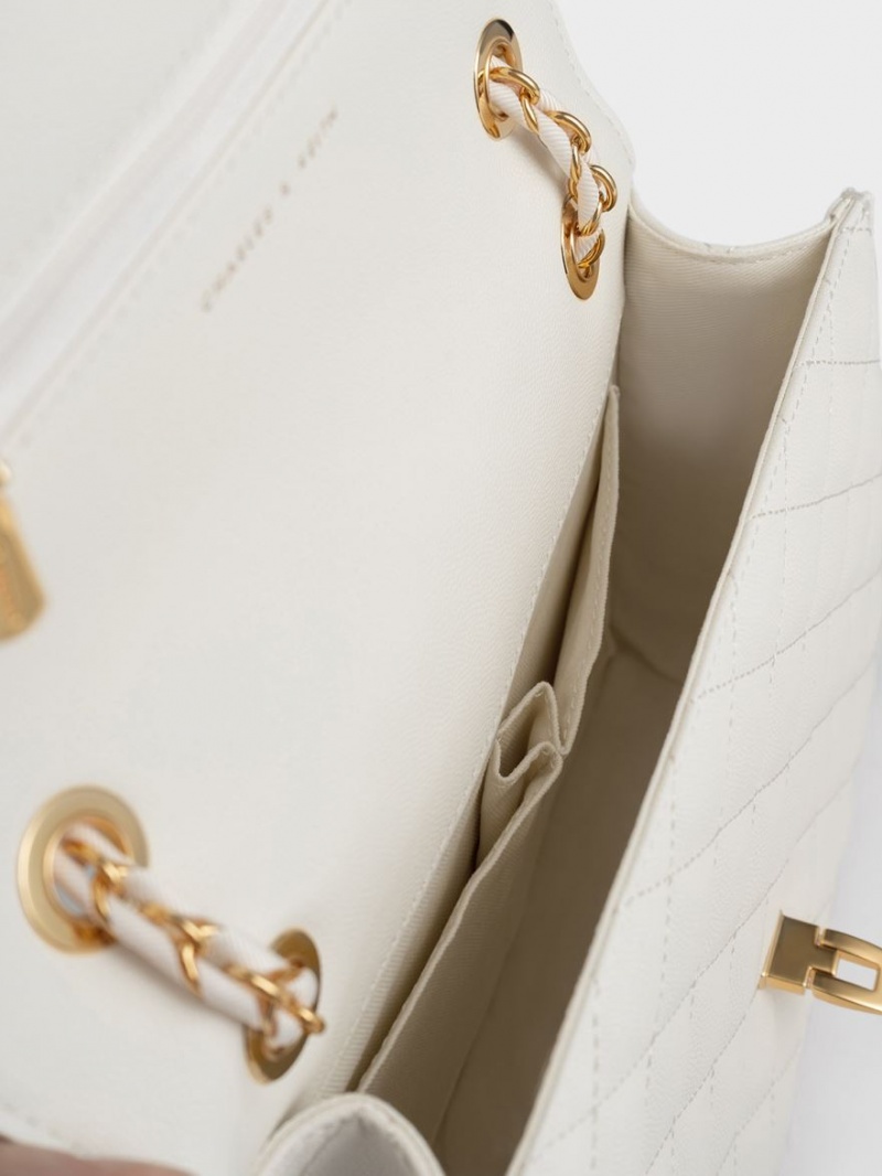 τσάντα clutch Charles And Keith Καπιτονέ Chain λουρακια κρέμα | 63541-FMZL