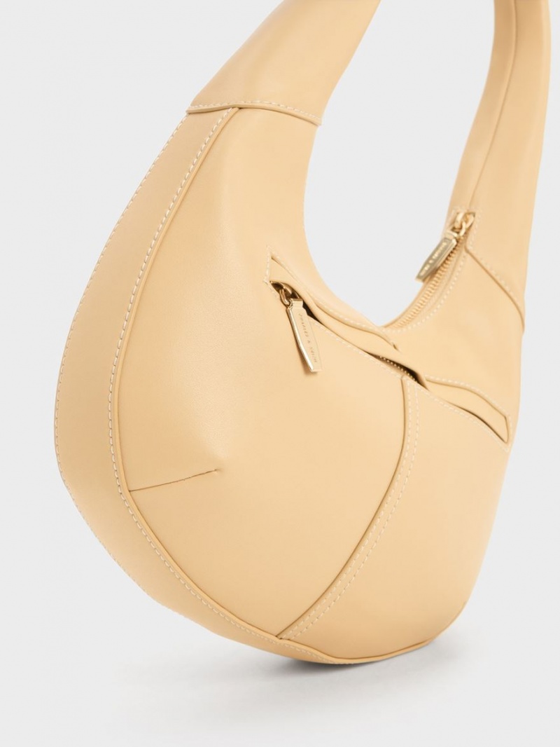τσάντα hobo Charles And Keith Anthea Contrast-Trim Curved Μπεζ | 39207-NDPM