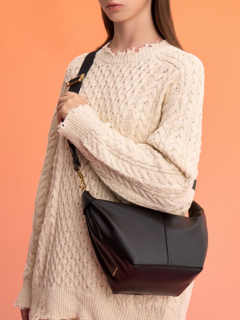 τσάντα hobo Charles And Keith Daki Chain Handle μαυρα | 60197-HMBC