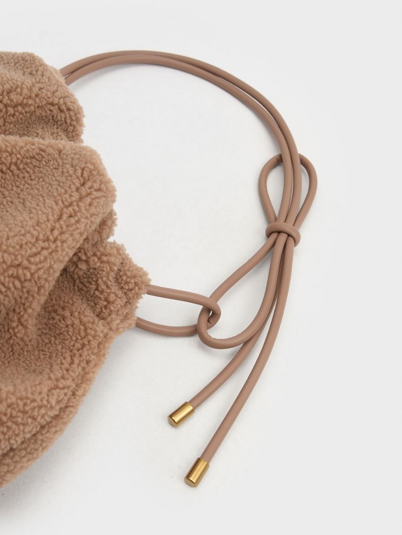 τσάντα hobo Charles And Keith Knotted Handle Textured καφε | 05864-GOEM