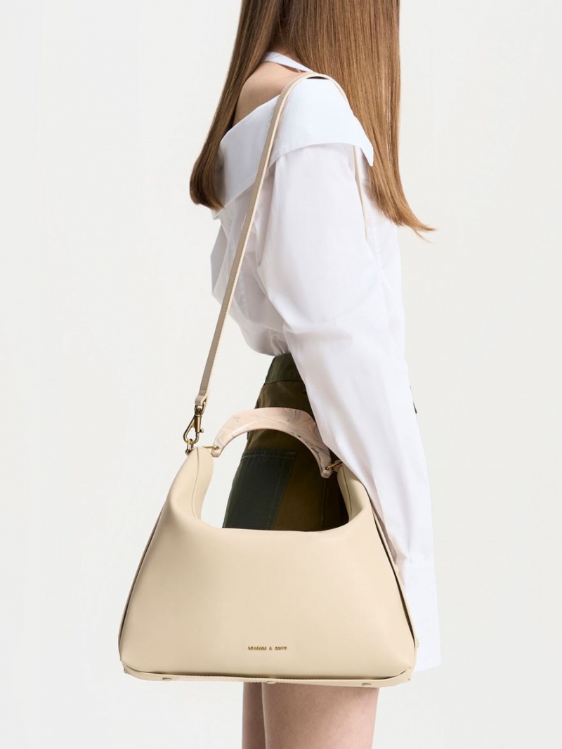 τσάντα hobo Charles And Keith Marlin Acrylic Handle Μπεζ | 10435-KSJV