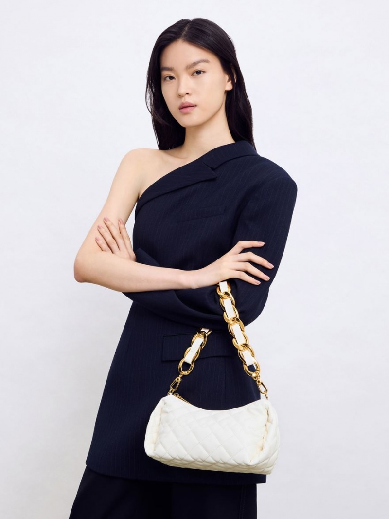 τσάντα hobo Charles And Keith Nezu Chain Handle Καπιτονέ ασπρα | 72043-ROEA