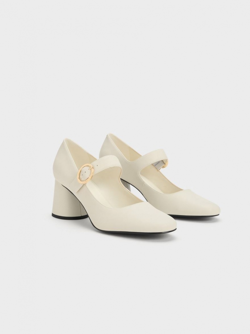 παπουτσια mary jane Charles And Keith Cylindrical Block Heel κρέμα | 12057-LVYO