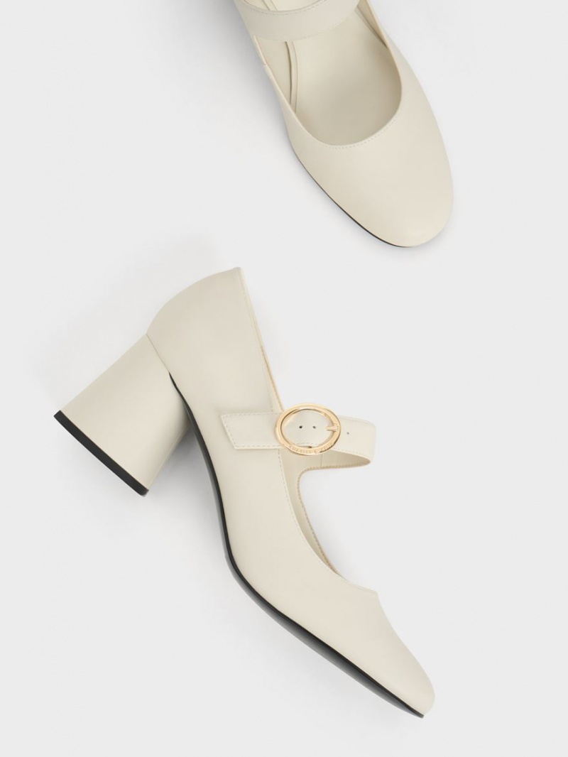 παπουτσια mary jane Charles And Keith Cylindrical Block Heel κρέμα | 12057-LVYO