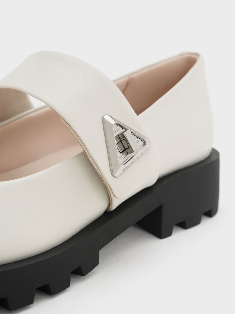 παπουτσια mary jane Charles And Keith Trice Metallic Accent ασπρα | 84673-GAXR