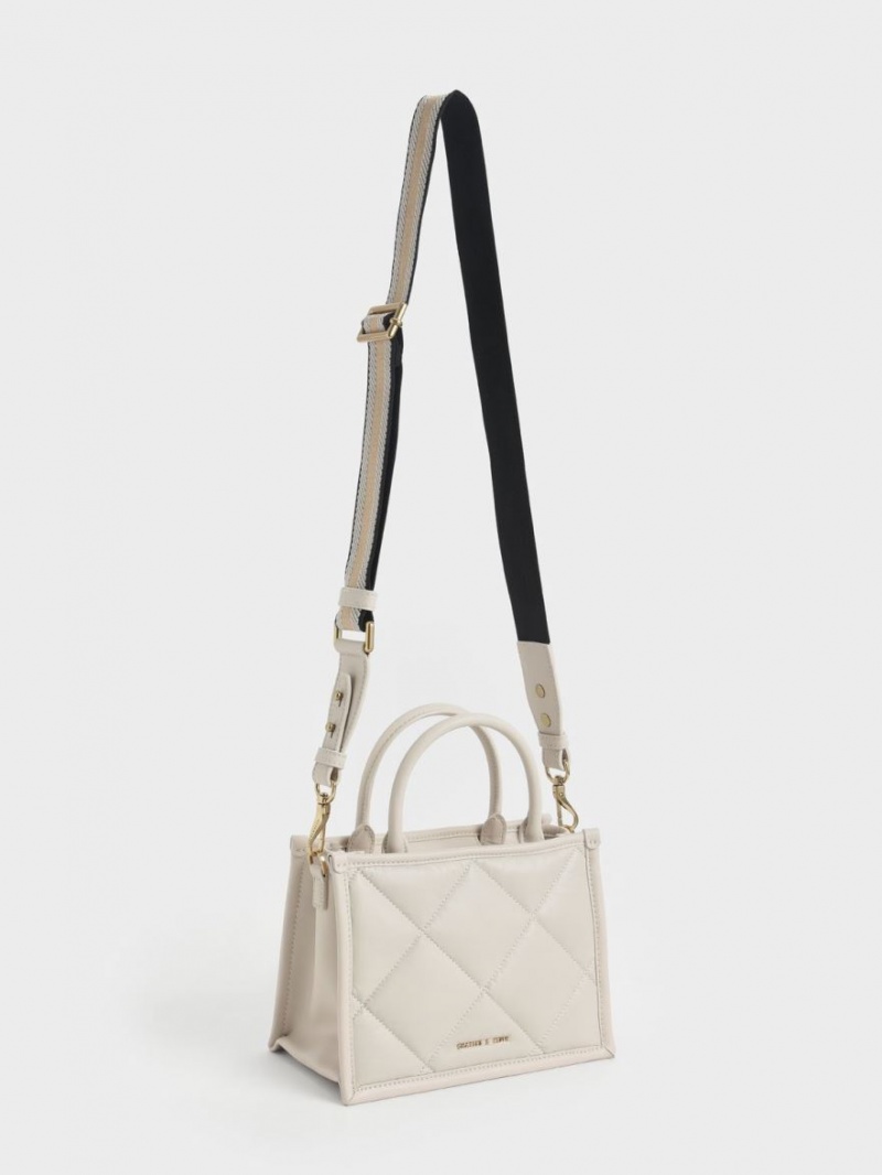 τσάντεσ tote Charles And Keith Celia Καπιτονέ ασπρα | 67021-WTZY