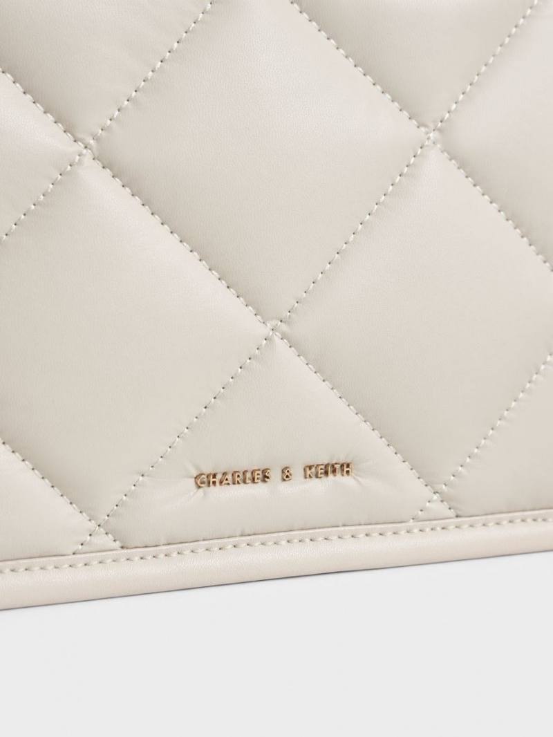 τσάντεσ tote Charles And Keith Celia Καπιτονέ ασπρα | 67021-WTZY