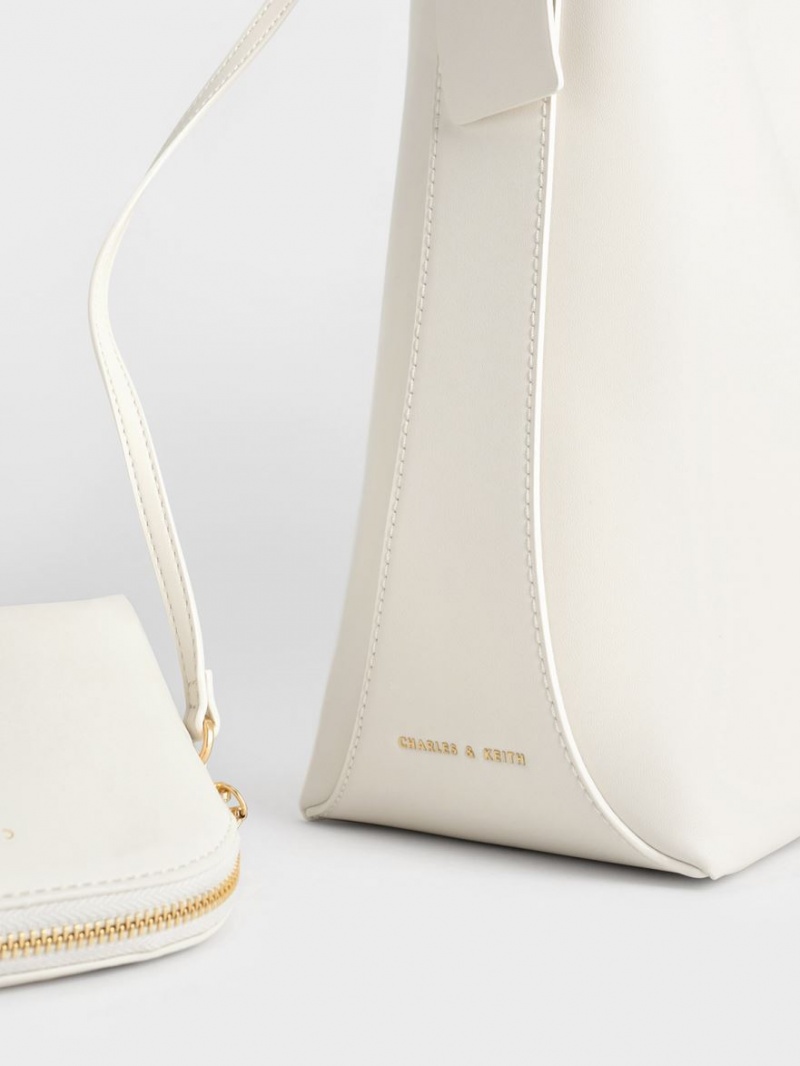 τσάντεσ tote Charles And Keith Edna κρέμα | 58206-MFNB
