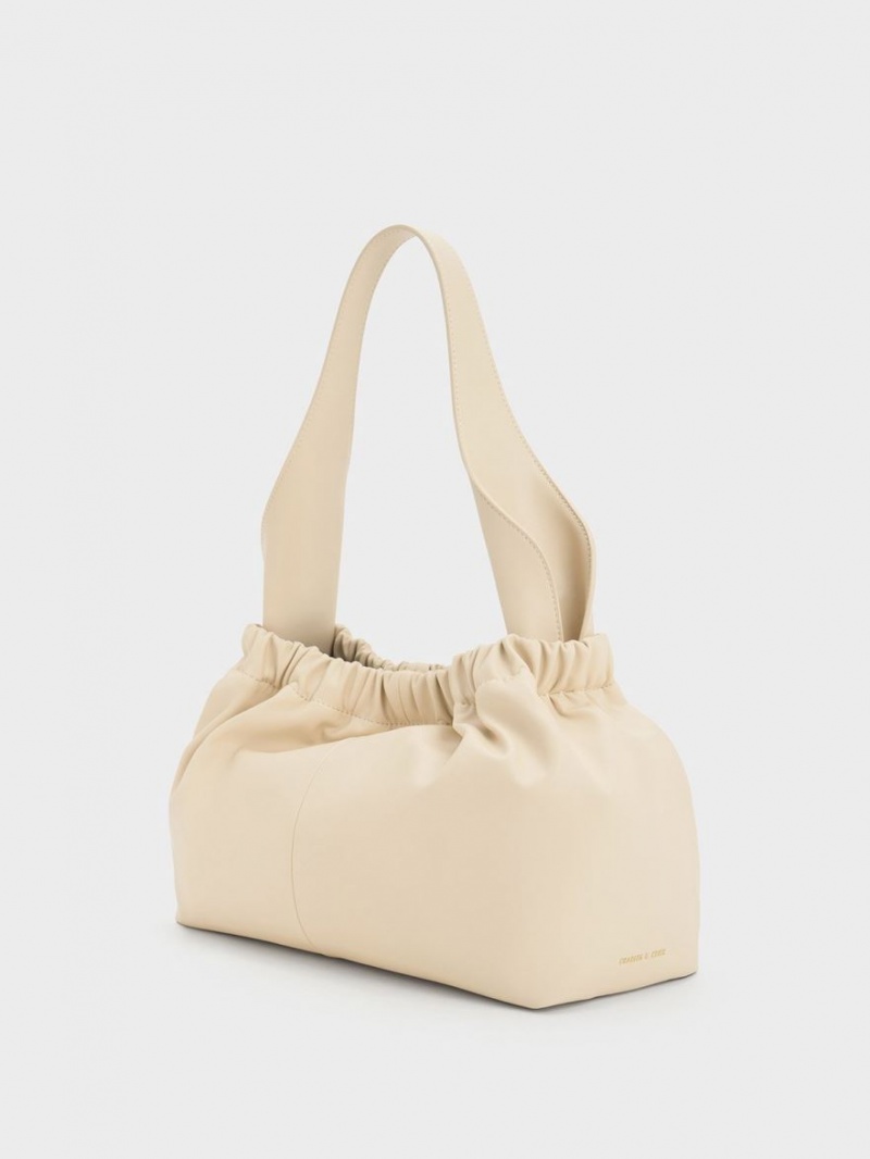 τσάντεσ tote Charles And Keith Large Ally Ruched Slouchy Μπεζ | 67284-HADW