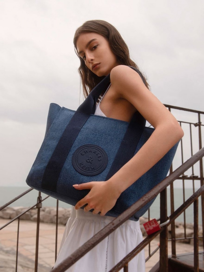 τσάντεσ tote Charles And Keith Large Kay Denim Contrast-Trim μπλε | 16394-ULSF