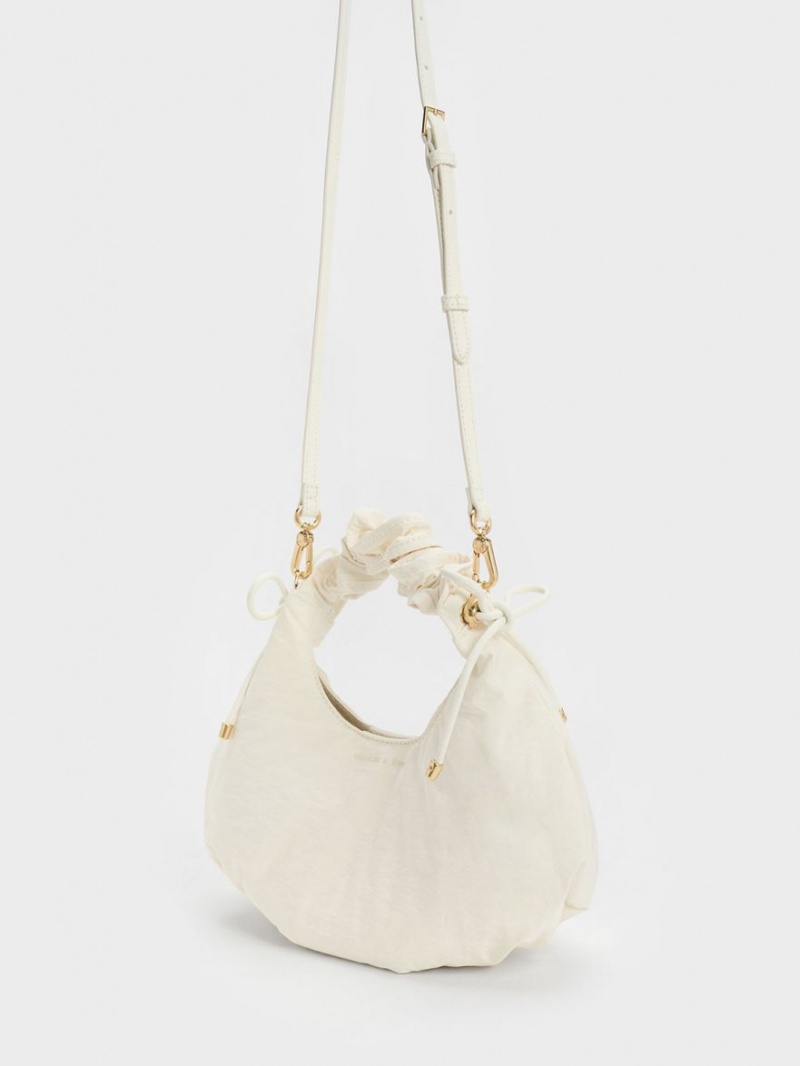 τσάντεσ tote Charles And Keith Maisy Ruched νάιλον ασπρα | 12075-NWEL