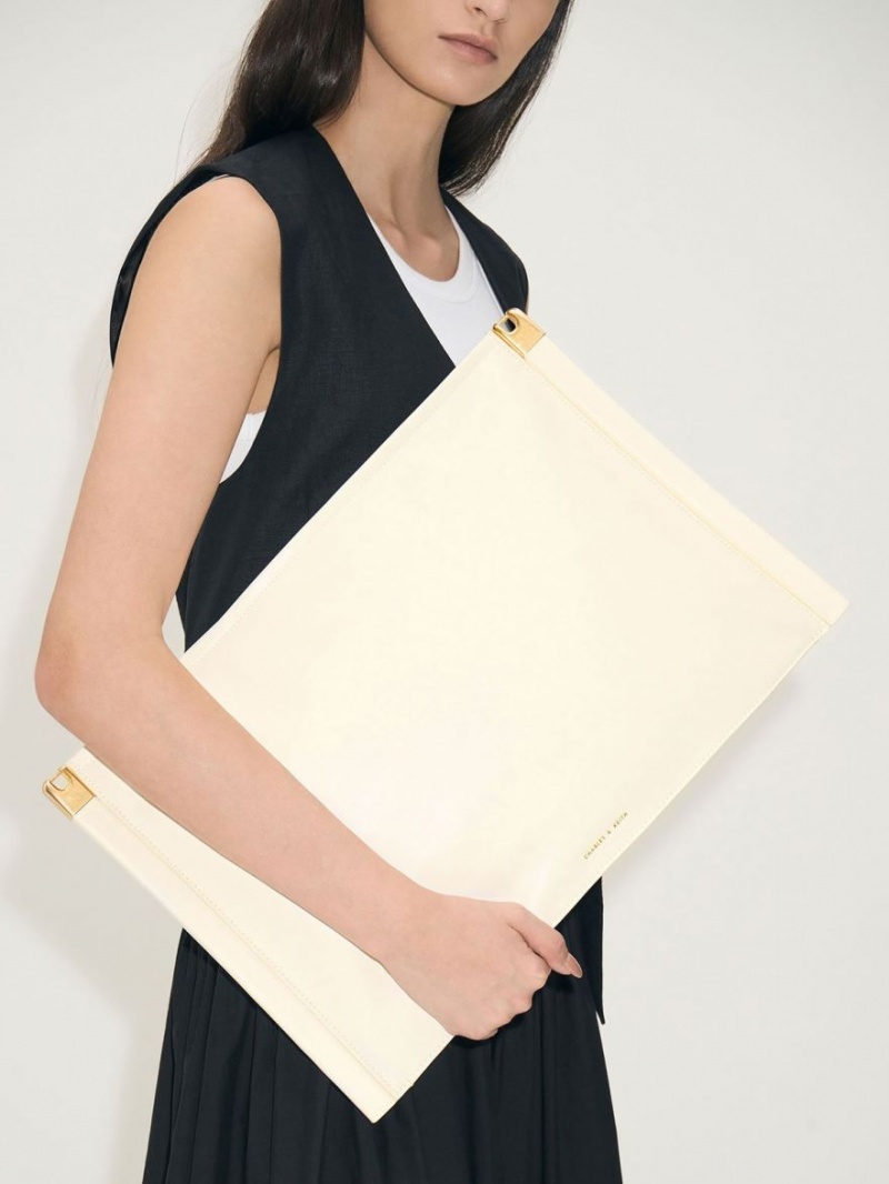 τσάντεσ tote Charles And Keith Ridley Slouchy κρέμα | 56213-ALMX
