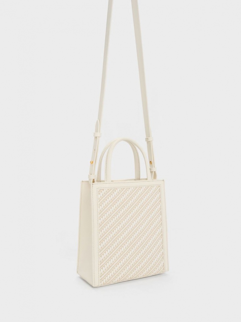 τσάντεσ tote Charles And Keith Woven Double Handle κρέμα | 18946-REYK