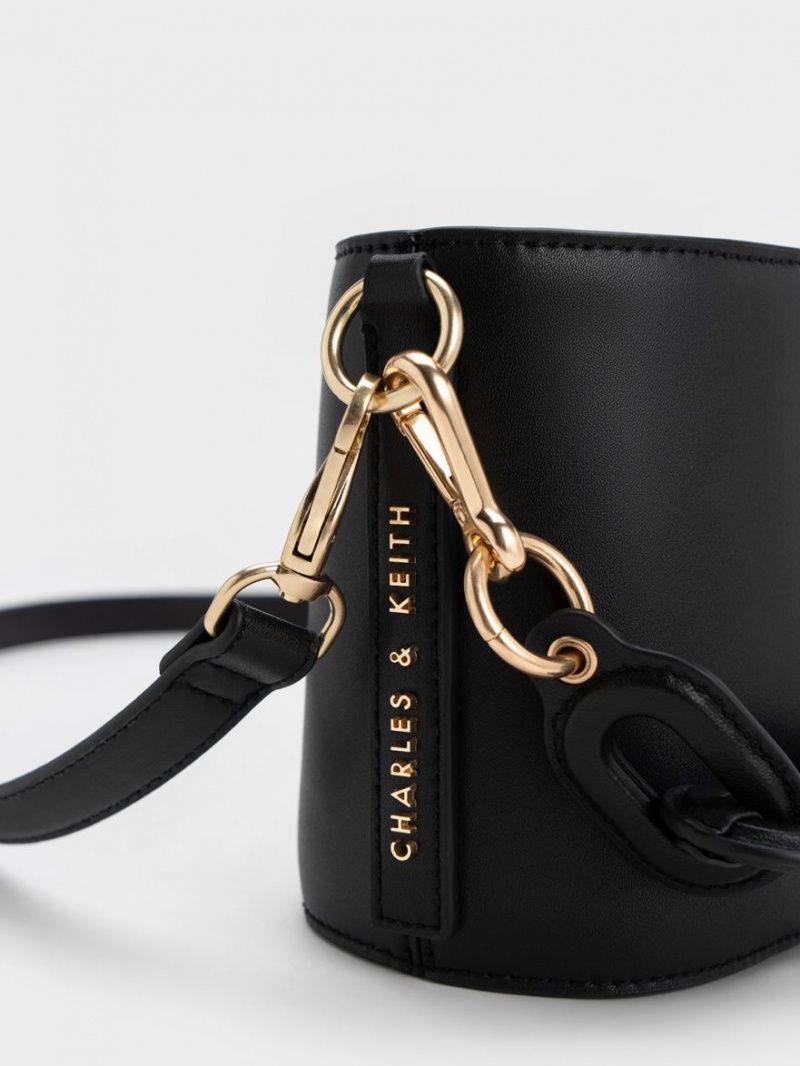 bucket bags Charles And Keith Catena μαυρα | 25896-DMNT