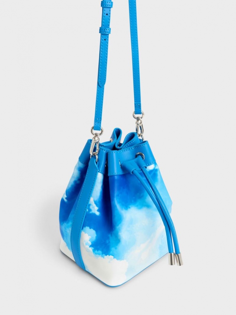 bucket bags Charles And Keith Cloud-Print Braided-Handle Drawstring μπλε | 03528-MWAS