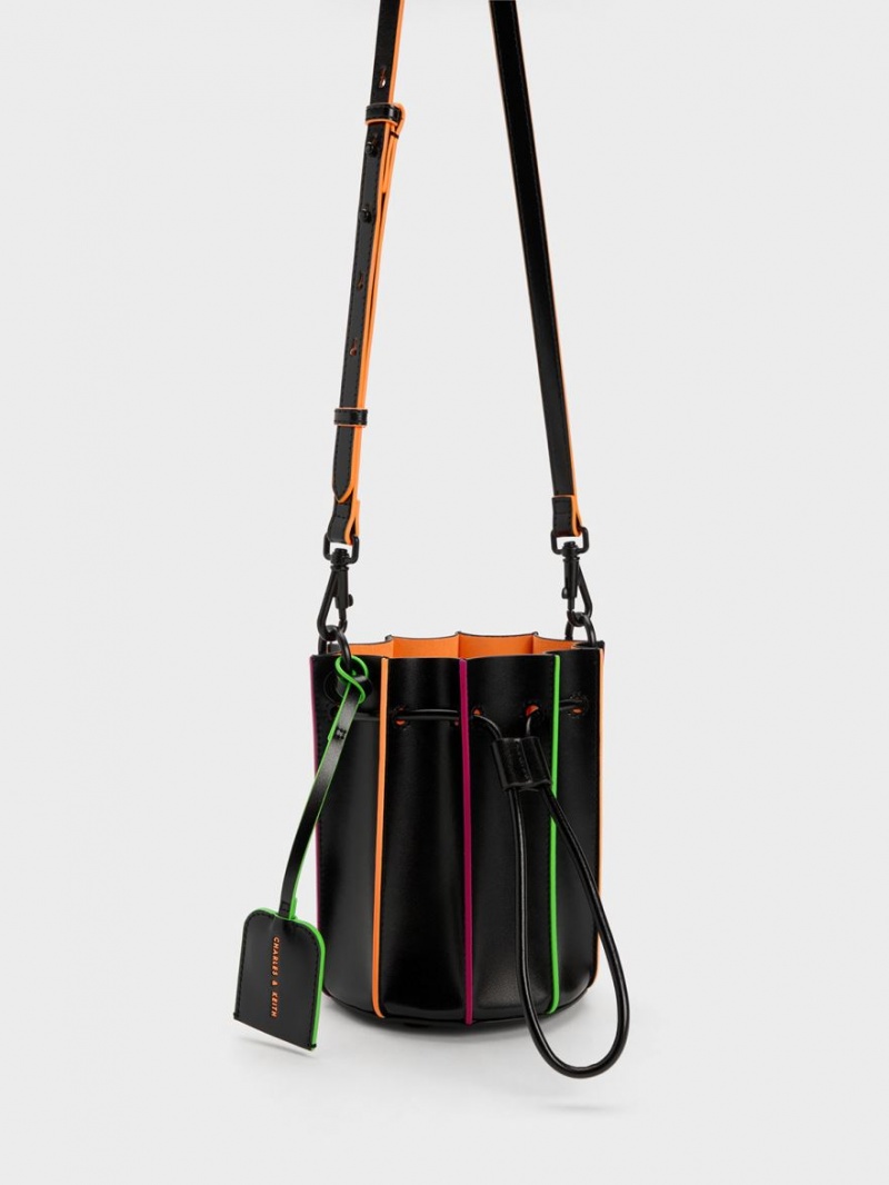 bucket bags Charles And Keith Clove Top Handle μαυρα | 93804-XIYW
