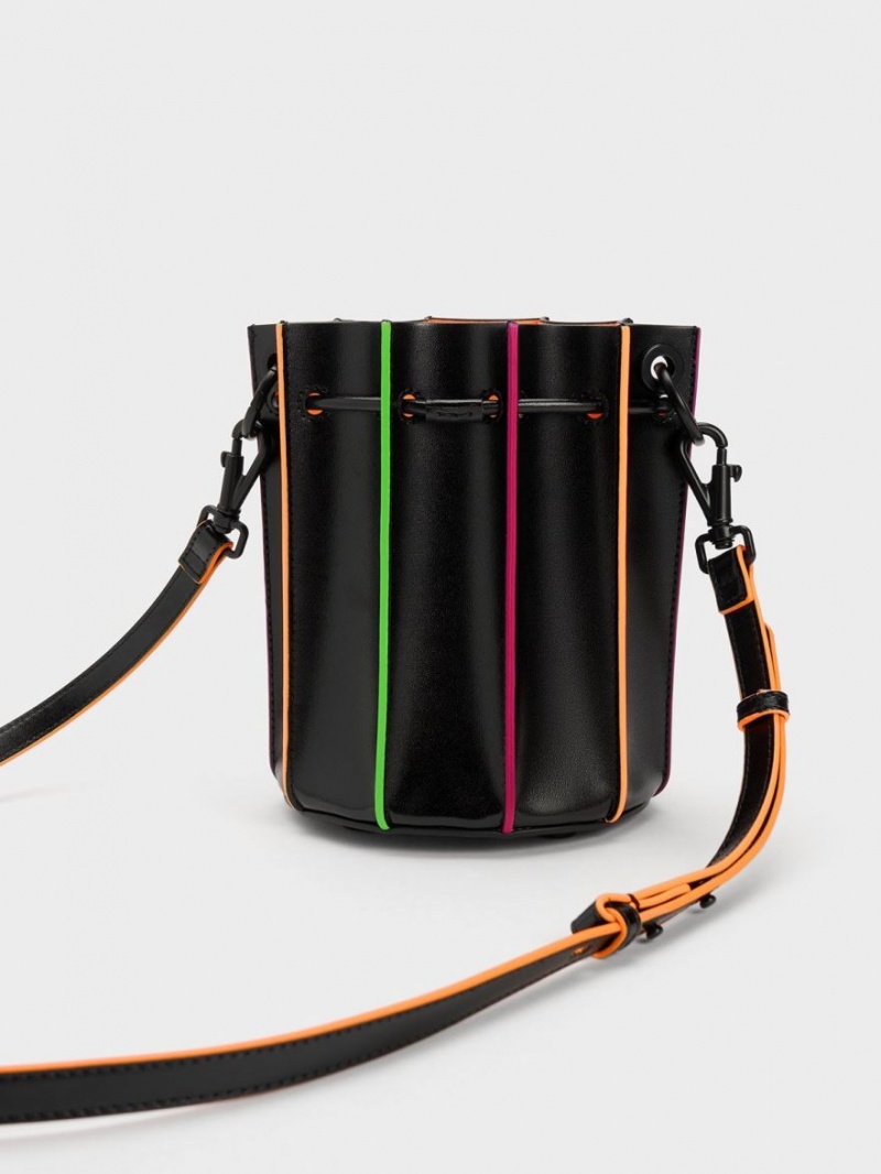 bucket bags Charles And Keith Clove Top Handle μαυρα | 93804-XIYW