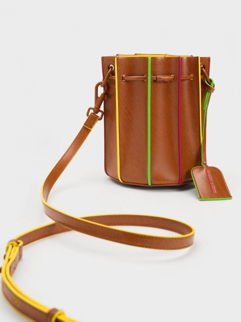 bucket bags Charles And Keith Clove Top Handle καφε | 10836-LTBJ