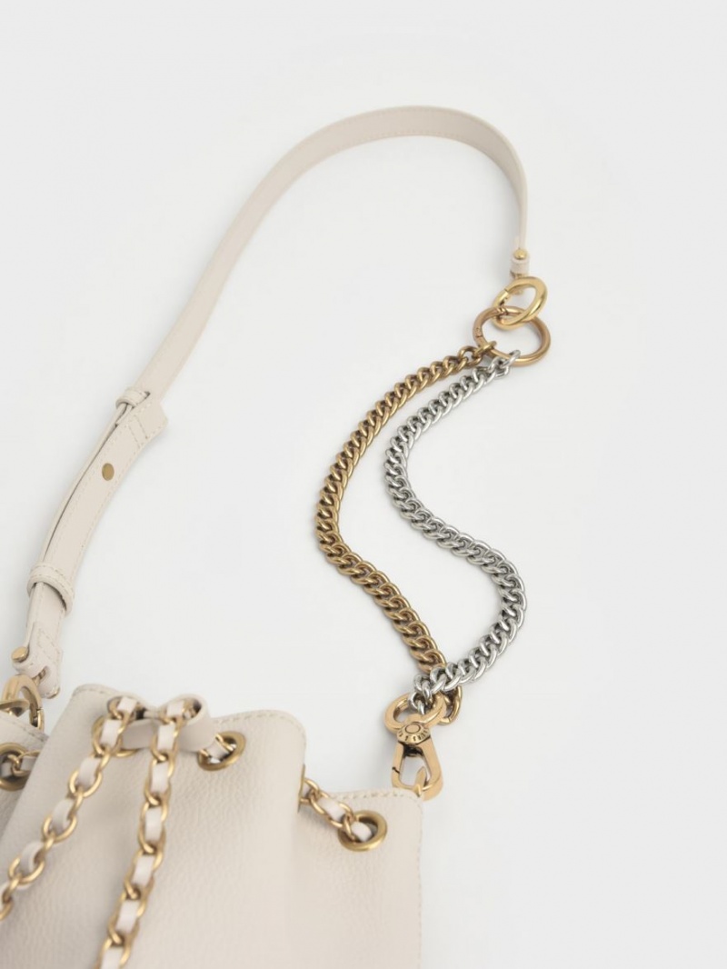 bucket bags Charles And Keith Dancer Χοντρός Chain ασπρα | 34092-NVQX