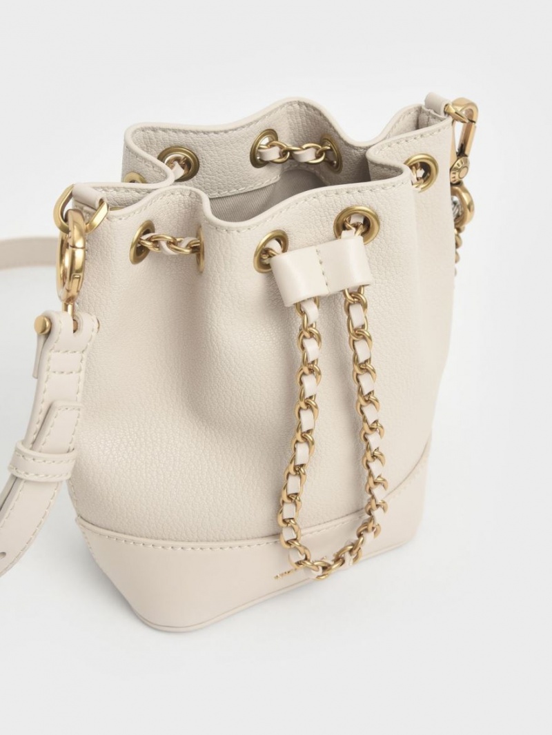 bucket bags Charles And Keith Dancer Χοντρός Chain ασπρα | 34092-NVQX