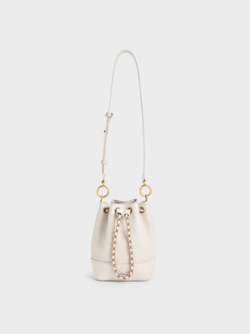 bucket bags Charles And Keith Dancer Χοντρός Chain ασπρα | 34092-NVQX
