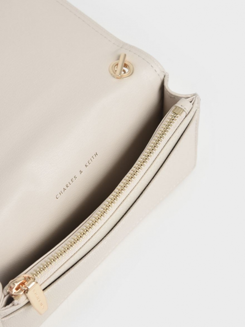 pouches Charles And Keith Καπιτονέ κρέμα | 42139-MOLI